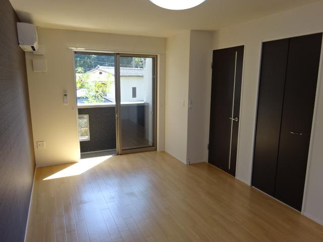 エッセンティア谷上の内装|室内