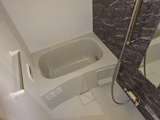 エッセンティア谷上の浴室|バス