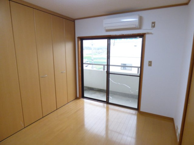 【洋室】 | オサメハイツＡ棟