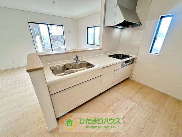 幸手市西第8　新築一戸建て　01　クレイドルガーデンのキッチン