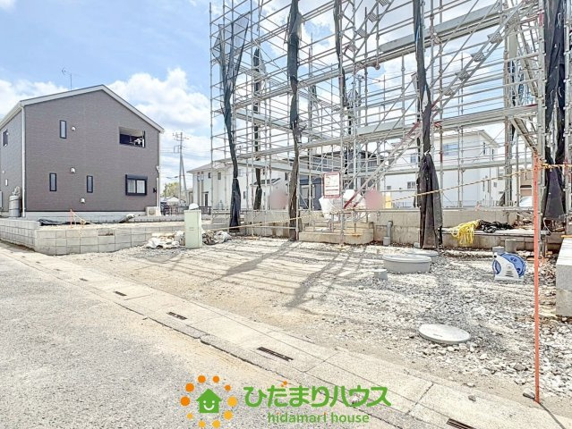 幸手市西第8　新築一戸建て　02　クレイドルガーデンの駐車場|2026/3/6撮影