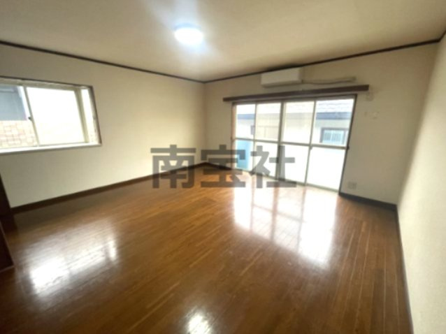 【居間・リビング】