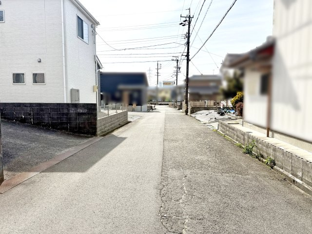 【前面道路含む現地写真】 | 桑名市大字五反田 | 西側前面道路