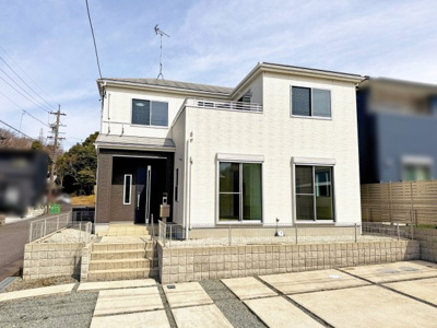 【外観】 | 桑名市大字五反田 | 令和元年築の４ＬＤＫ　リフォーム完了済