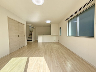 【居間・リビング】 | 桑名市大字五反田 | ＬＤＫ