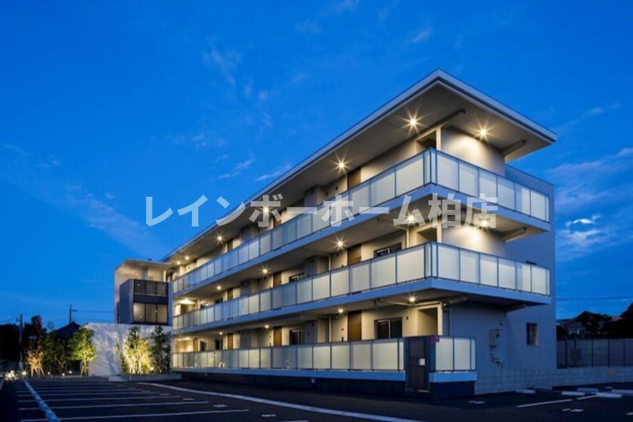 担当エリアのルームアドバイザーが直接対応