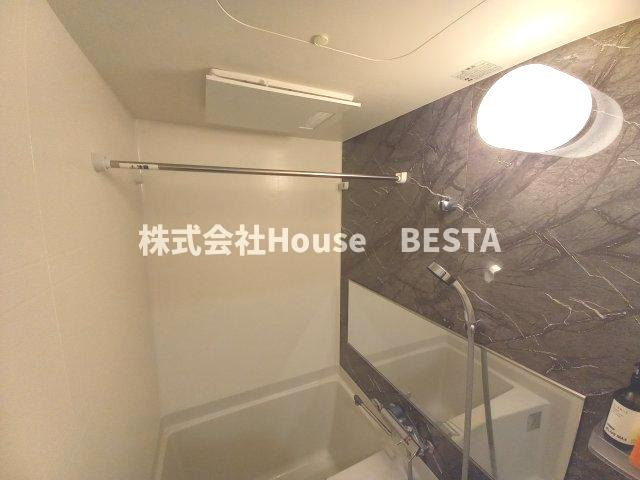 プレサンス神戸長田マリエントの浴室