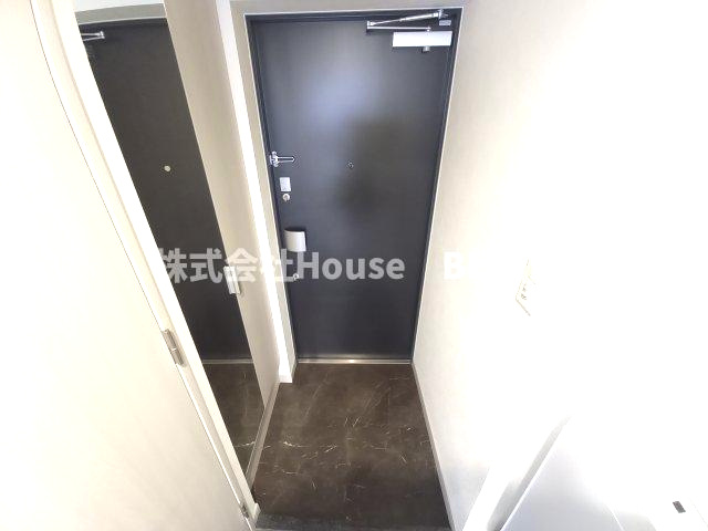 プレサンス神戸長田マリエントの玄関