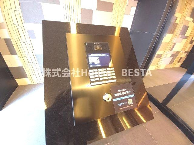 プレサンス神戸長田マリエントのエントランス