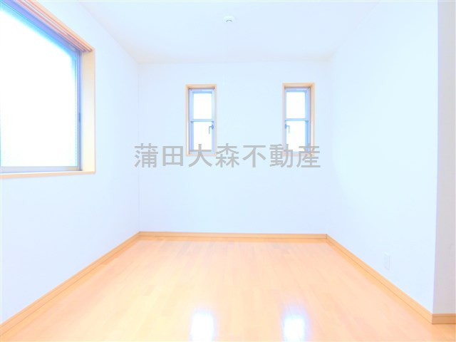 大田区羽田6丁目住宅の洋室