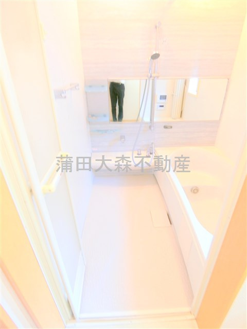 大田区羽田6丁目住宅の浴室