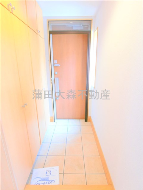 大田区羽田6丁目住宅の玄関