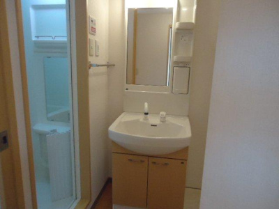 【洗面所】 | レジデンス・ヒルズ | 洗髪洗面化粧台