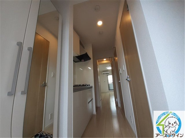 コンフォール　ライフの玄関|パース写真