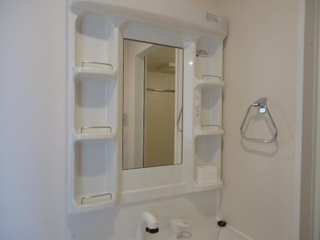 コンフォートレジデンスⅡの洗面所|洗髪洗面化粧台