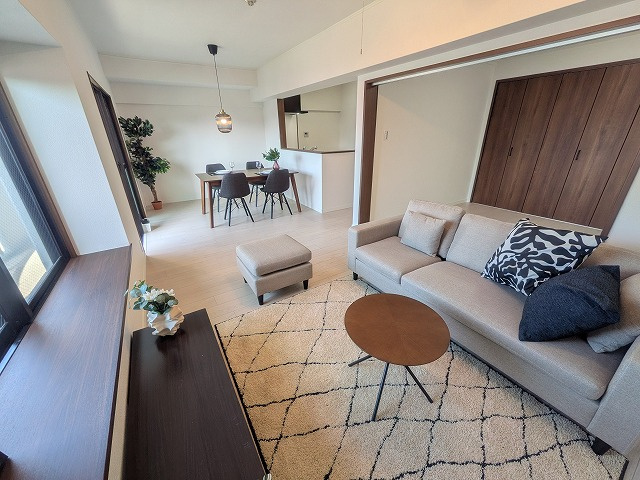 【居間・リビング】 | リヴィエール富士見1番館903号（B-7）