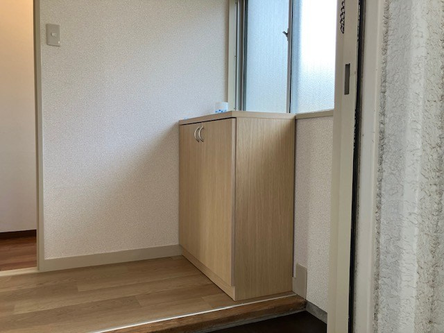 川崎市多摩区寺尾台１丁目の賃貸マンションの玄関