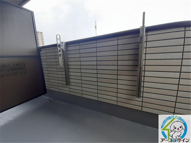 ブリック　フェアリーⅤのバルコニー|パース写真