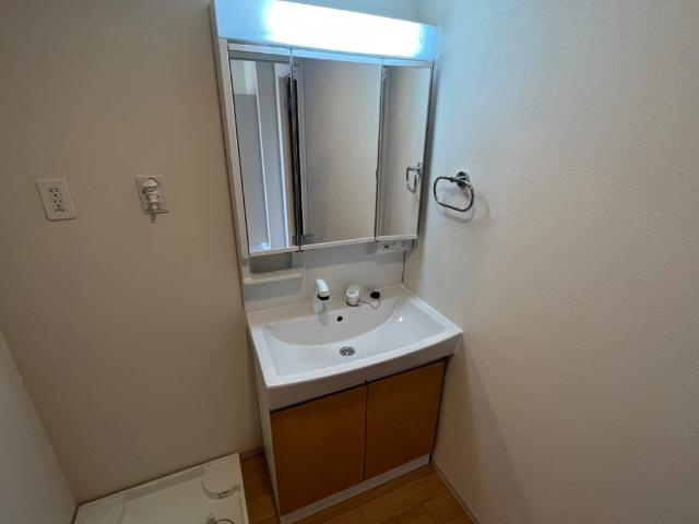 ヴォーグの洗面所|洗髪洗面化粧台