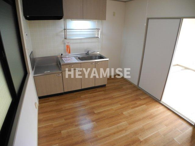 フォーレスト久山　B棟の居間・リビング|※同物件反転タイプの写真でございます※現況を優先します※