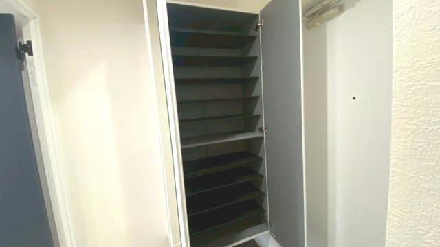 ロワールマンション西公園ビュー A棟のエントランス|広々としたエントランスアプローチ！