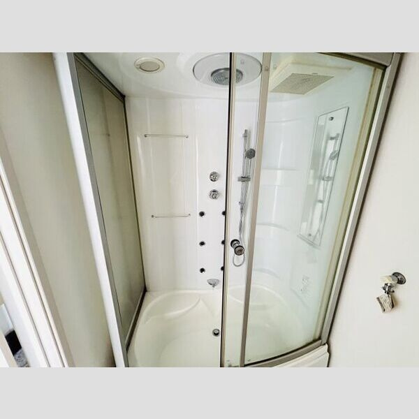 フジメゾン矢作の玄関