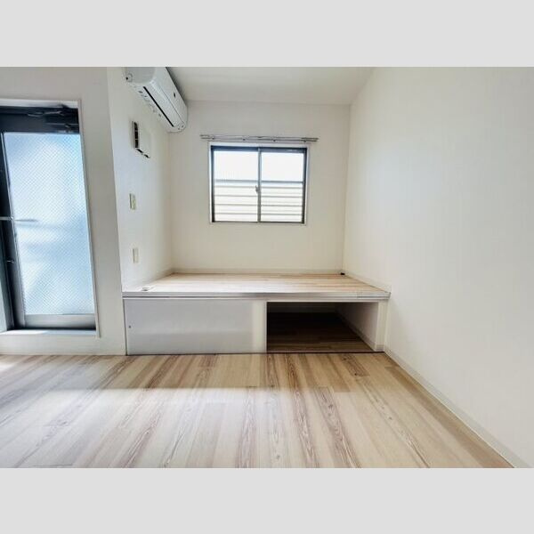 フジメゾン矢作の洋室