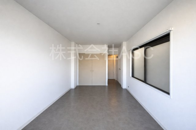 池田市栄本町戸建 事務所の洋室