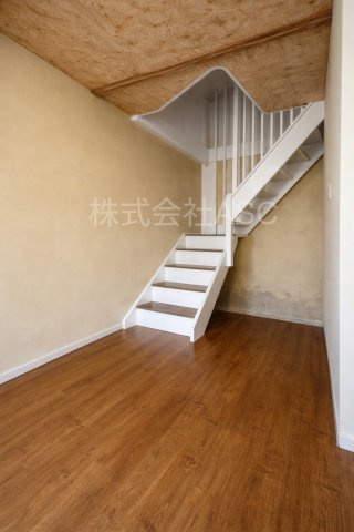 池田市栄本町戸建 事務所の内装
