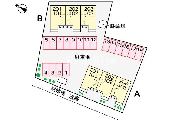 リバーウィングＢの駐車場|駐車場