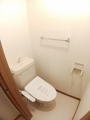 【トイレ】 | サンアメニティ秋の里Ａ | イメージ写真です。