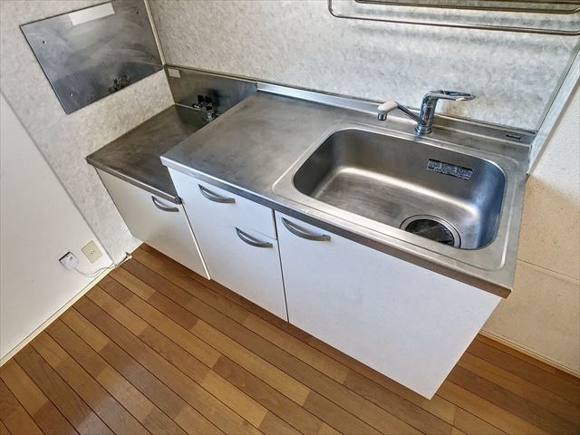 ヴィラージュアンのキッチン|☆駅近く☆お洒落な外観、室内♪キッチン（ガスコンロ持込）、料理の幅が広がる♪