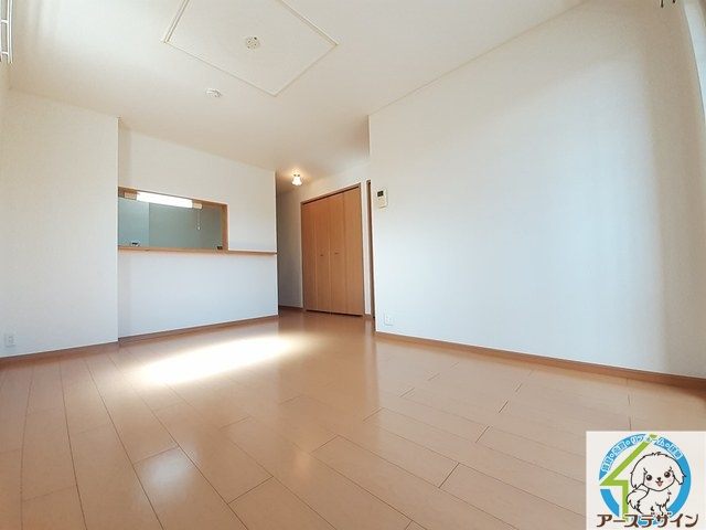 パルムドールの居間・リビング|※類似写真