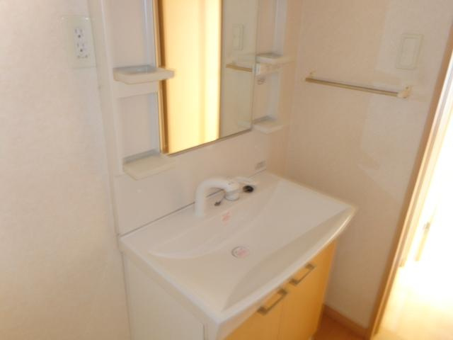 ルミエールＢの洗面所|洗髪洗面化粧台