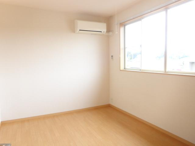 ルミエールＢの設備|洋室