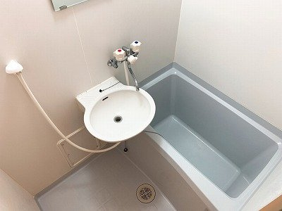 レオパレスノウスン　シュラインの浴室