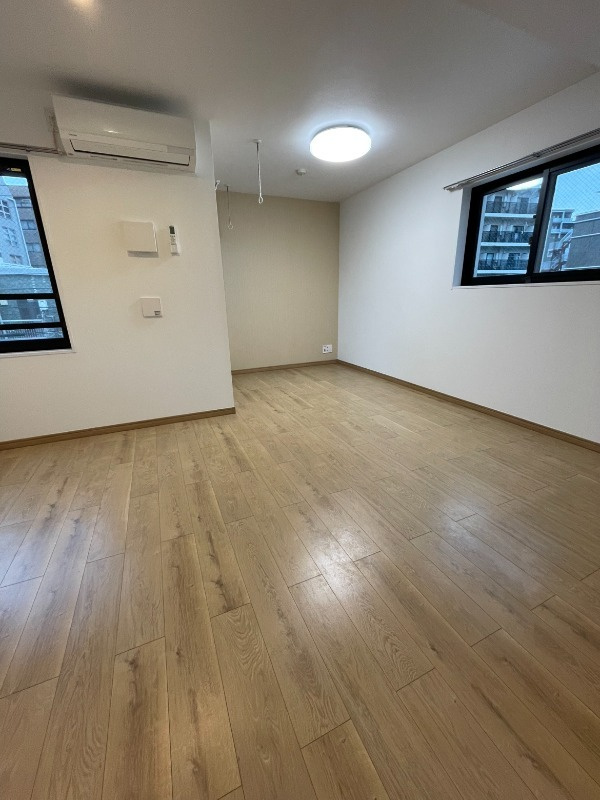 エルファーロ神楽坂の居間・リビング