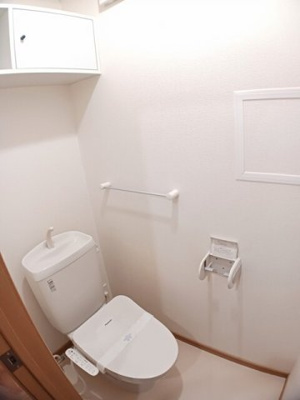 【トイレ】 | サンライズ榎Ｂ | 落ち着いた色調のトイレです