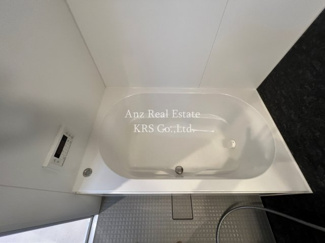 【浴室】 | リフレ天満橋 | 雨の日でも安心して洗濯物を干せる浴室乾燥機付き♪