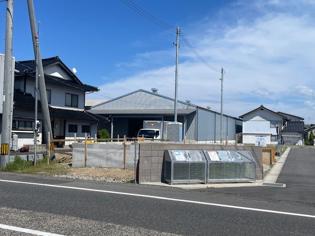 灘分町第１新築分譲住宅の前面道路含む現地写真