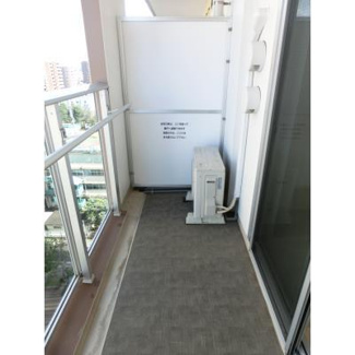 【バルコニー】