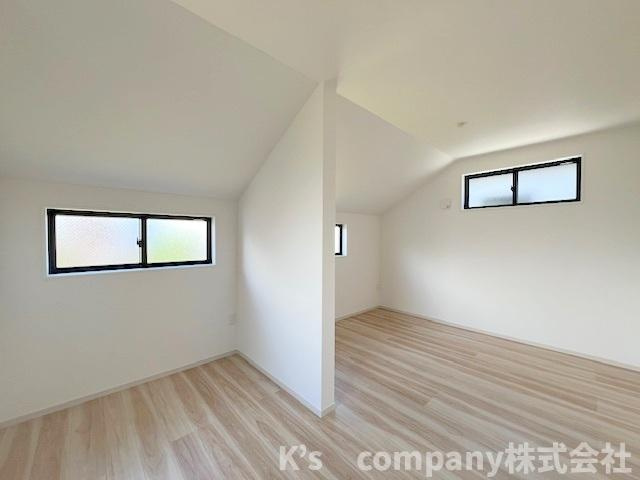 ◎茅ヶ崎市東海岸北5丁目　新築戸建　1号棟の子供部屋|洋室5.2+5.1帖◇お子様のお部屋におすすめです◇