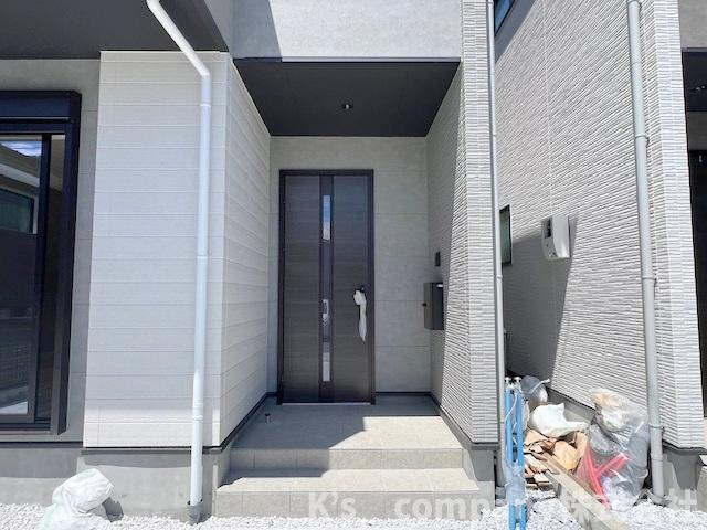 ◎茅ヶ崎市東海岸北5丁目　新築戸建　1号棟の玄関|玄関周辺スペース◇
