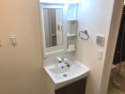 【洗面所】 | （仮称）山科区四ノ宮賃貸アパート | 洗髪洗面化粧台（イメージ）
