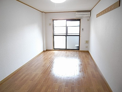 【内装】 | トムズガーデン