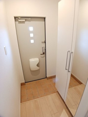 【玄関】 | フォレスタⅢ