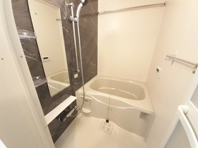 【浴室】 | ヴァロ伏見稲荷