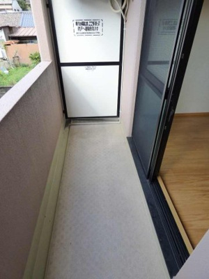 【バルコニー】 | グランツェントＢ