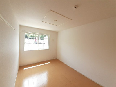 【内装】 | プリムローズ