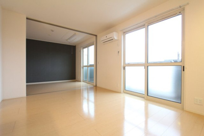 【居間・リビング】 | アドミラブールＡ棟